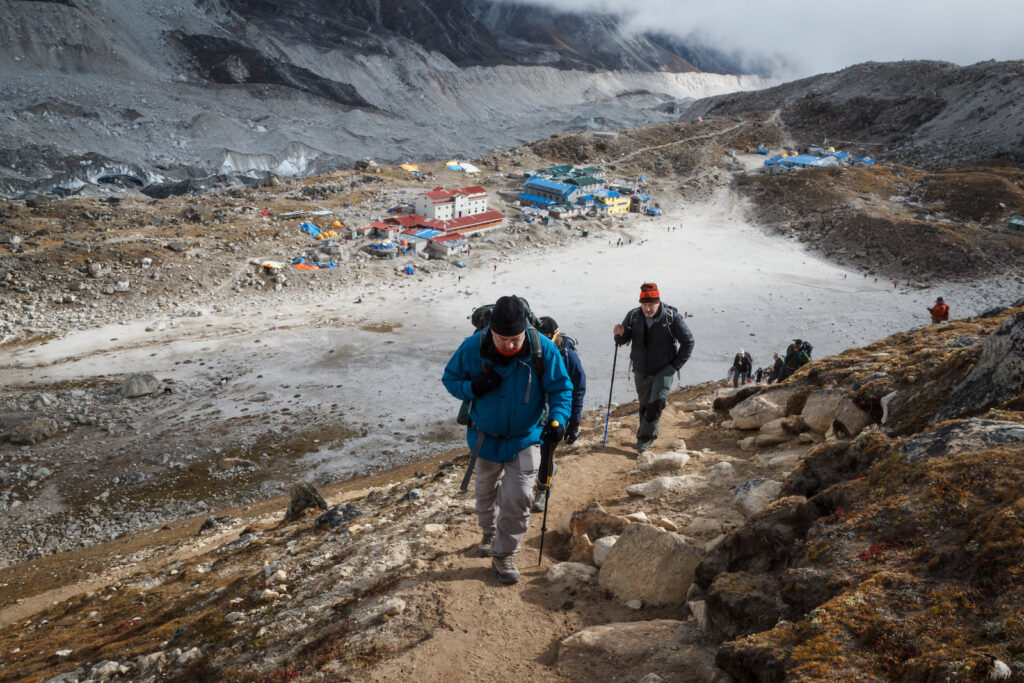 how to build resilience outside your comfort zone
